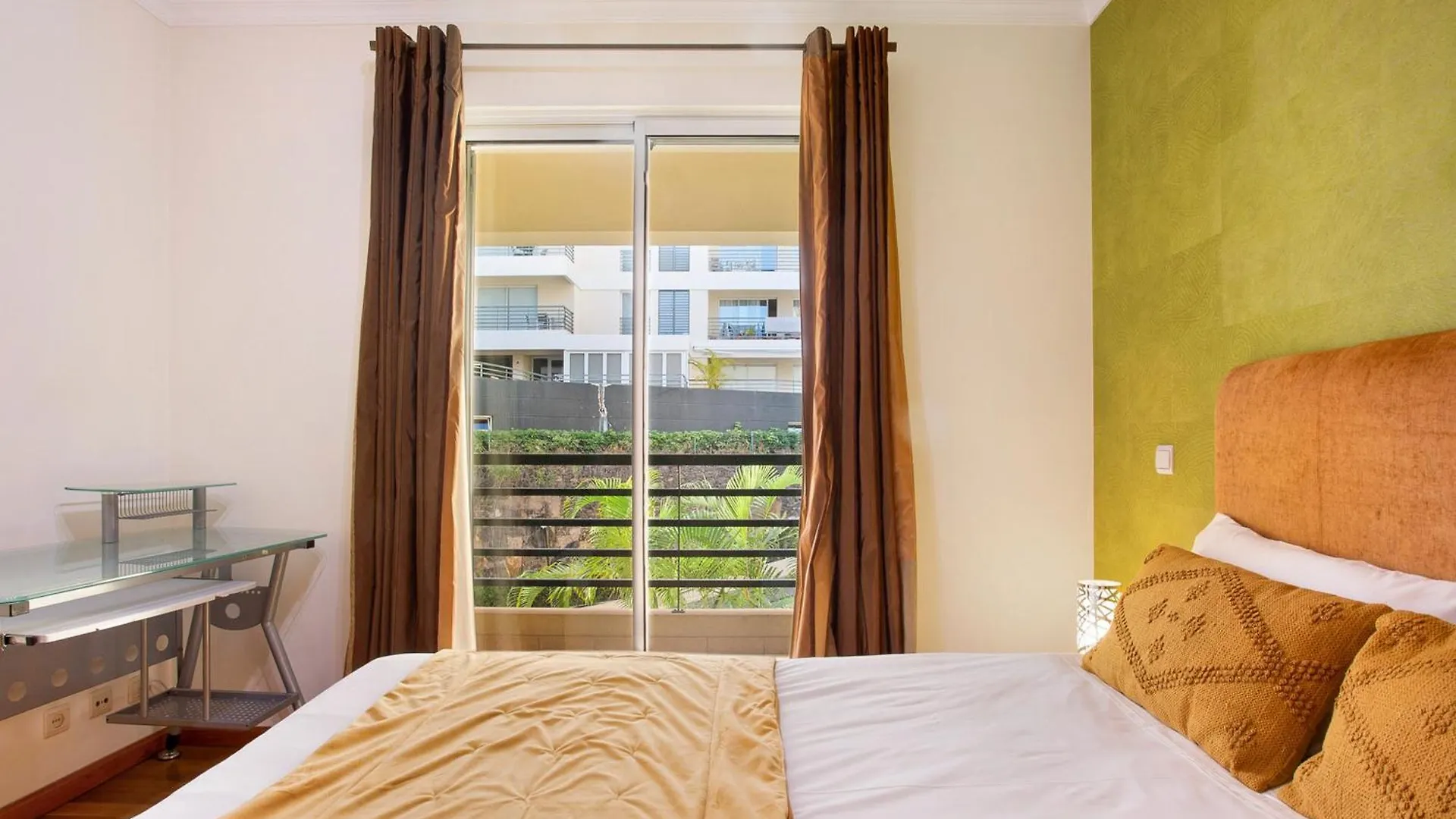 Apartamento Caires Funchal  Funchal (Madeira)