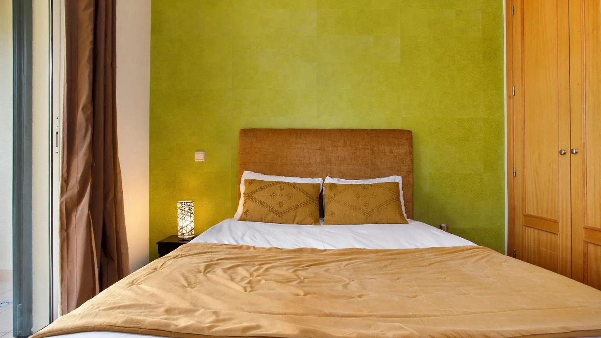 Apartamento Caires Funchal  Apartment