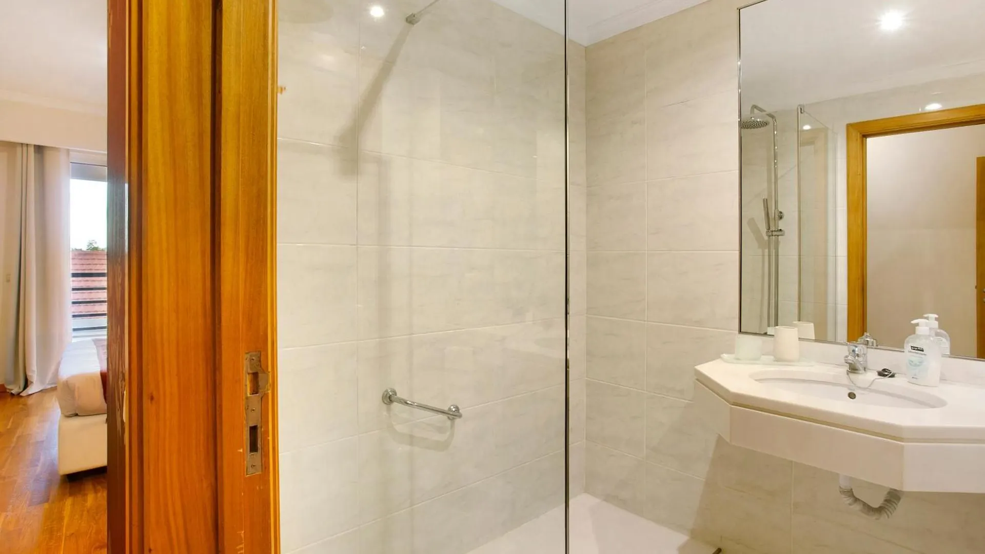 Apartment Apartamento Caires Funchal  Portugal